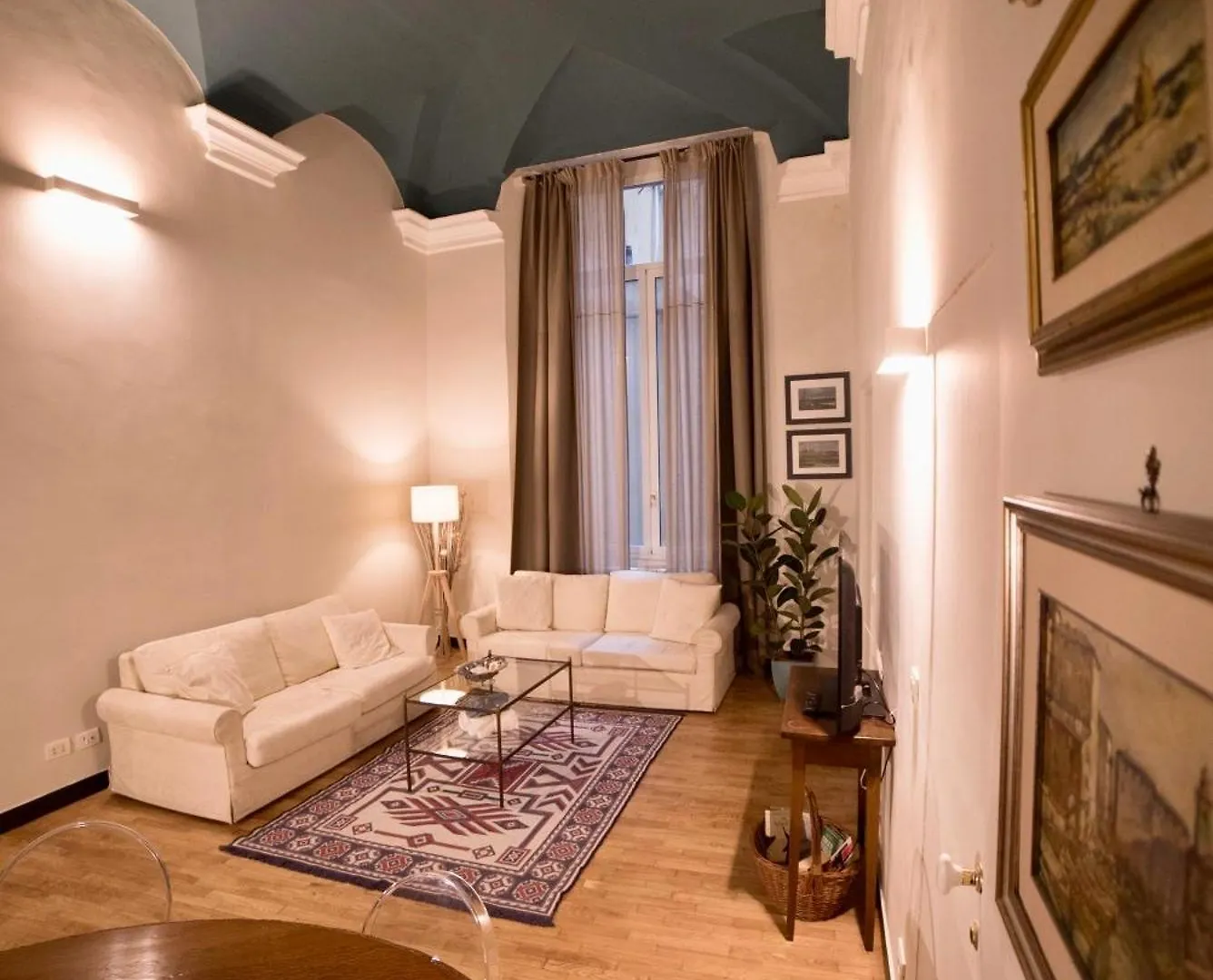 La Loggia Delle Regine Historic Center Apartment In A Period Building, Facing The Aquarium With Wi Fi And Ac Cenova